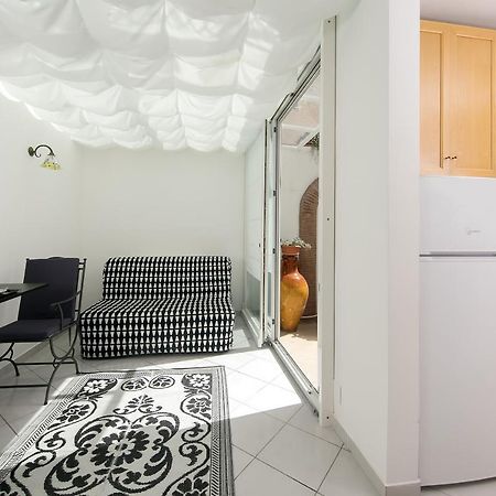 Capri Casa Carlotta Bed & Breakfast ภายนอก รูปภาพ