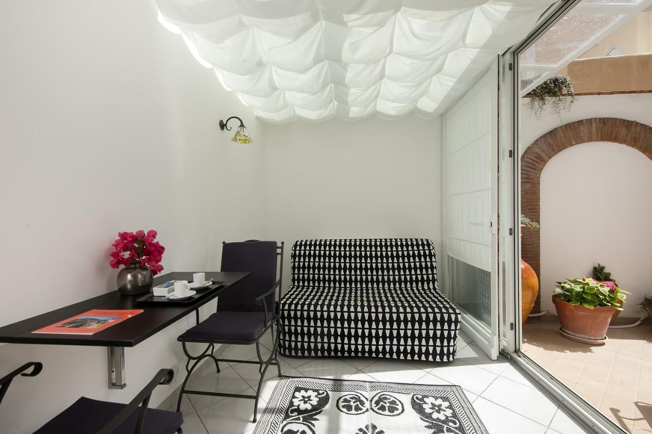 Capri Casa Carlotta Bed & Breakfast ภายนอก รูปภาพ